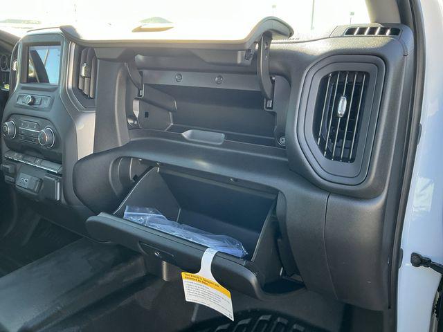 2025 Chevrolet Silverado 3500HD 4WD Double Cab Long Bed Work Truck