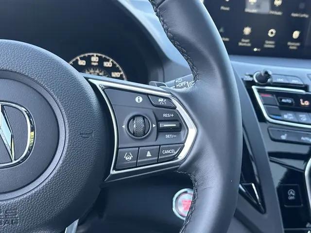 2025 Acura RDX Standard