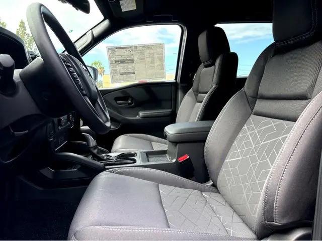 2026 Nissan Frontier Crew Cab SV 4x2