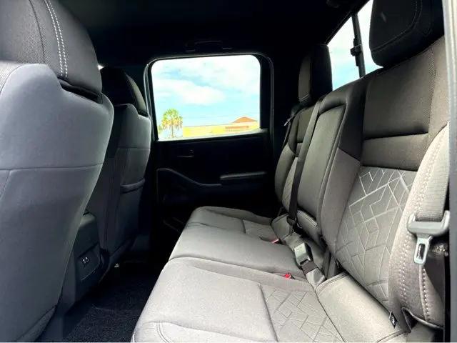 2026 Nissan Frontier Crew Cab SV 4x2