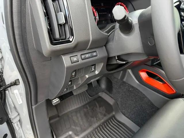 2026 Nissan Frontier Crew Cab PRO-X 4x2