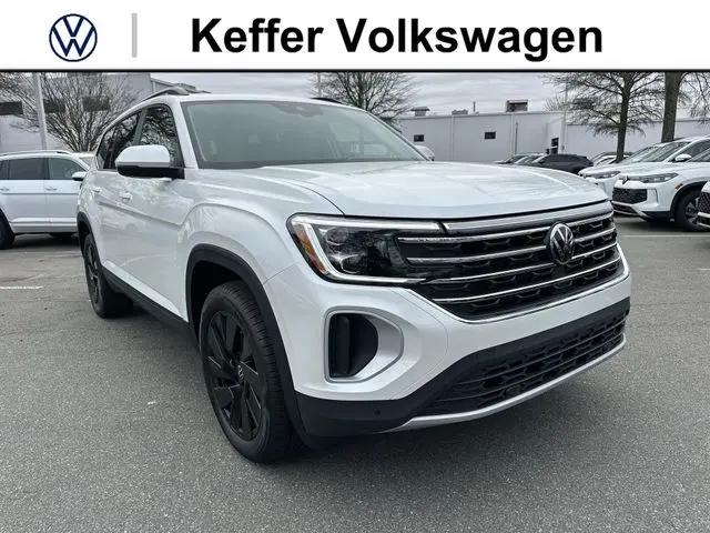 2026 Volkswagen Atlas SE with Technology