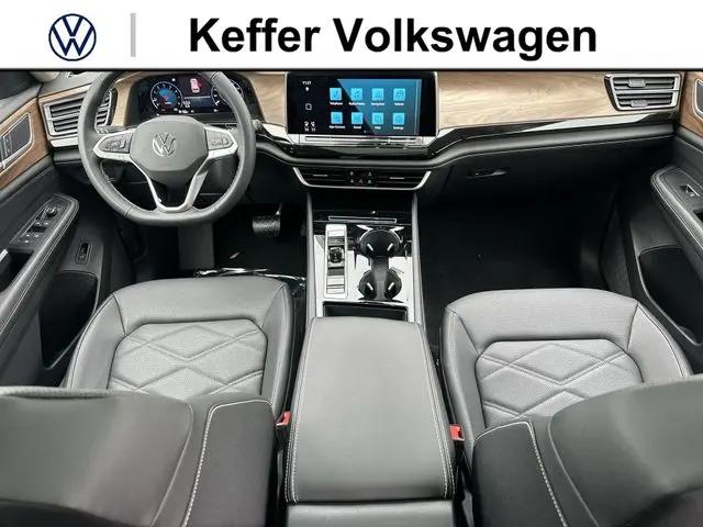 2026 Volkswagen Atlas SE with Technology