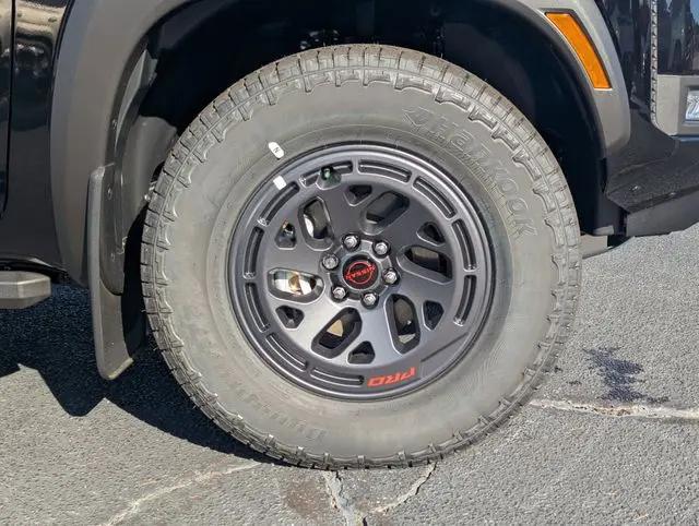 2026 Nissan Frontier Crew Cab PRO-4X 4x4