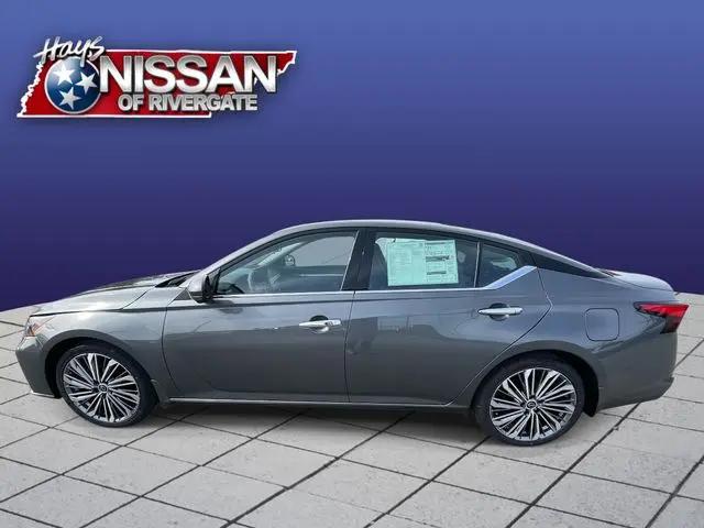 2025 Nissan Altima SL FWD