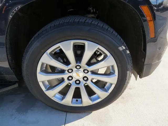 2026 Chevrolet Suburban Premier, RWD