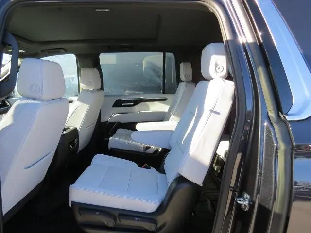 2026 Chevrolet Suburban Premier, RWD