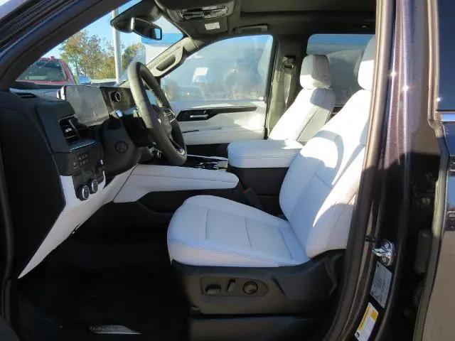 2026 Chevrolet Suburban Premier, RWD
