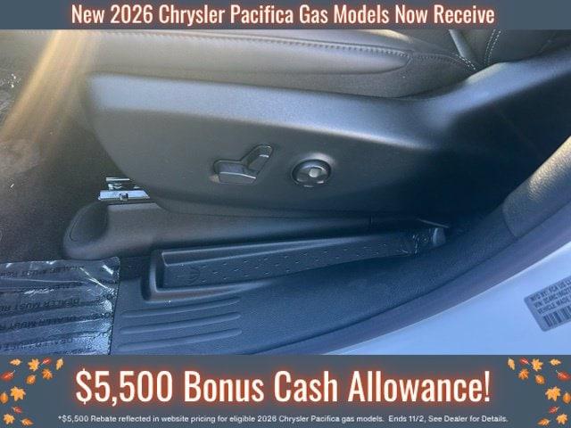 2026 Chrysler Pacifica Select