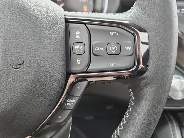 2025 Ram 1500 Limited Crew Cab 4x4 5'7" Box