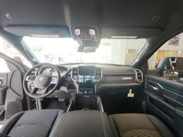 2026 Ram 2500 Big Horn Crew Cab 4x2 6'4" Box
