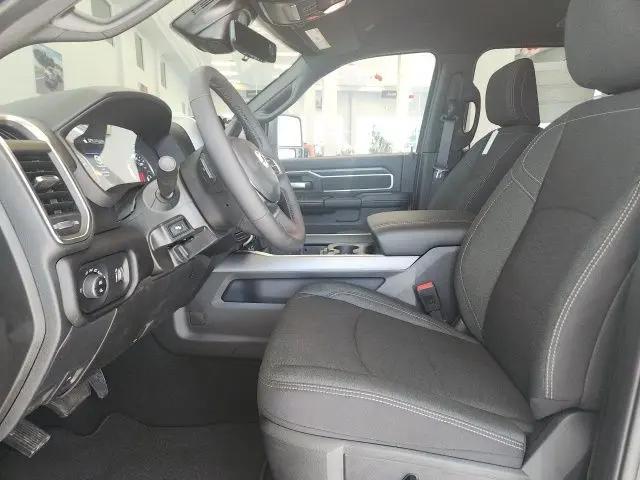 2026 Ram 2500 Big Horn Crew Cab 4x2 6'4" Box