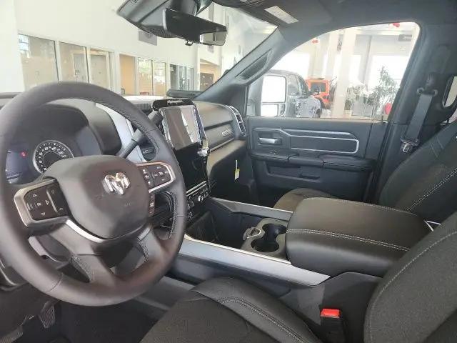 2026 Ram 2500 Big Horn Crew Cab 4x2 6'4" Box
