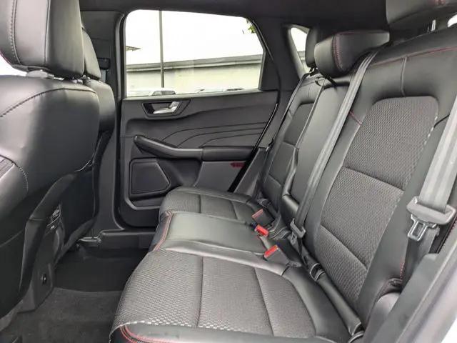 2024 Ford Escape ST-Line Elite