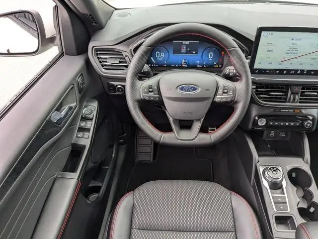 2024 Ford Escape ST-Line Elite