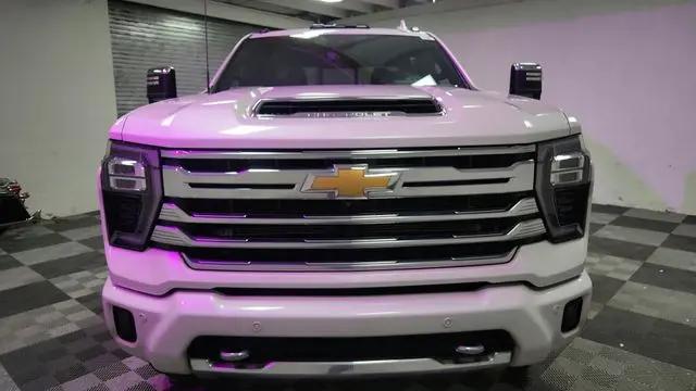 2024 Chevrolet Silverado 2500HD 4WD Crew Cab Standard Bed High Country