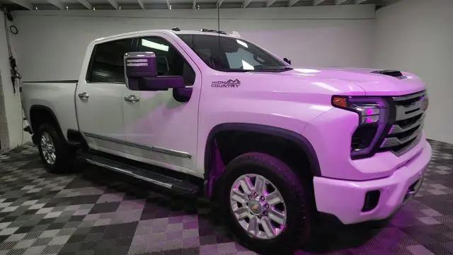 2024 Chevrolet Silverado 2500HD 4WD Crew Cab Standard Bed High Country