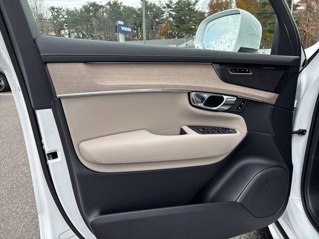 2026 Volvo XC90 B6 Ultra 7-Seater
