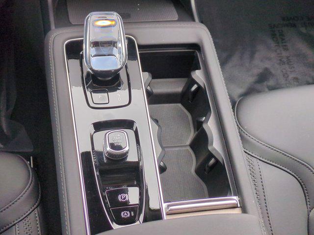 2026 Volvo XC90 Plus, B6 AWD Gas (mild hybrid), Gasoline, Bright, 7 Seats