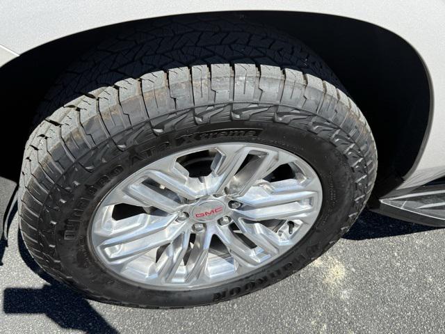 2023 GMC Yukon 4WD SLT