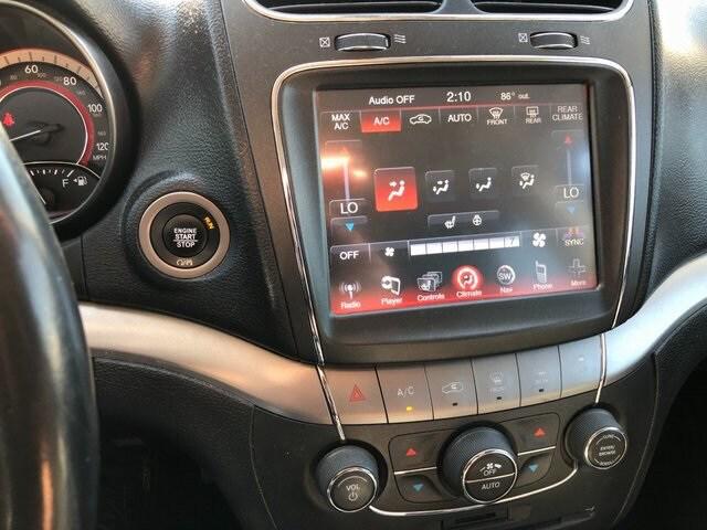 2020 Dodge Journey Crossroad 2020 Dodge Journey Crossroad