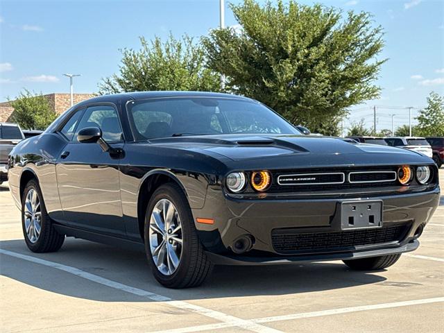 2023 Dodge Challenger SXT AWD