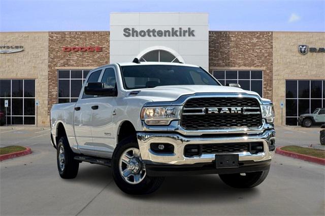 2022 RAM 2500 Tradesman Crew Cab 4x4 64 Box