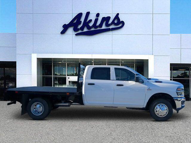 2025 RAM Ram 3500 Chassis Cab RAM 3500 TRADESMAN CREW CAB CHASSIS 4X4 60 CA 2025 RAM Ram 3500 Chassis Cab RAM 3500 TRADESMAN CREW CAB CHASSIS 4X4 60 CA