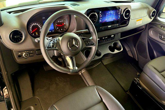 2026 Mercedes-Benz Sprinter Crew Van Standard Roof 4-Cyl Diesel HO