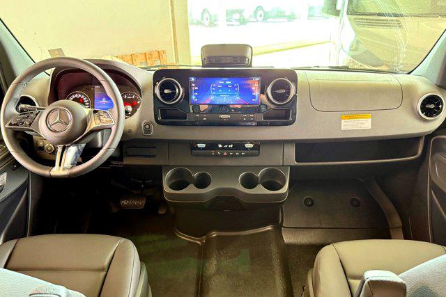 2026 Mercedes-Benz Sprinter Crew Van Standard Roof 4-Cyl Diesel HO