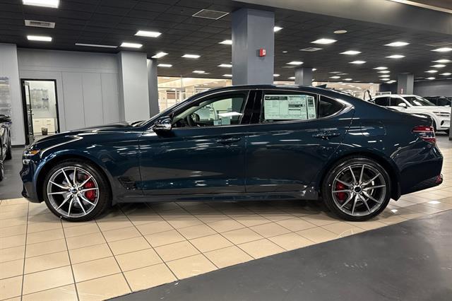 2025 Genesis G70 2.5T RWD