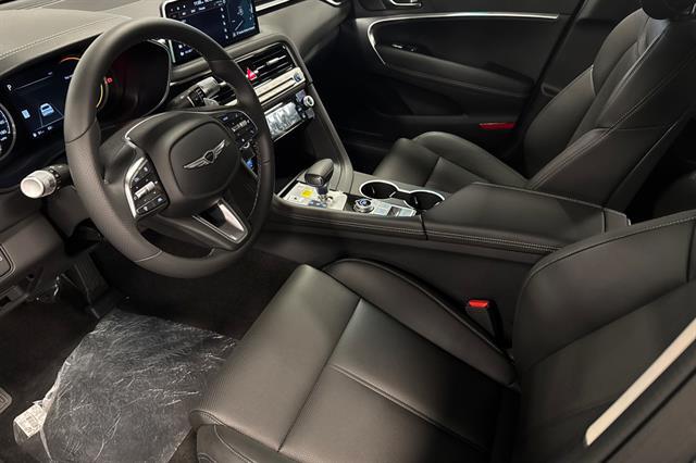 2025 Genesis G70 2.5T RWD