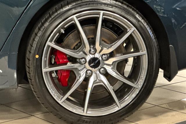 2025 Genesis G70 2.5T RWD