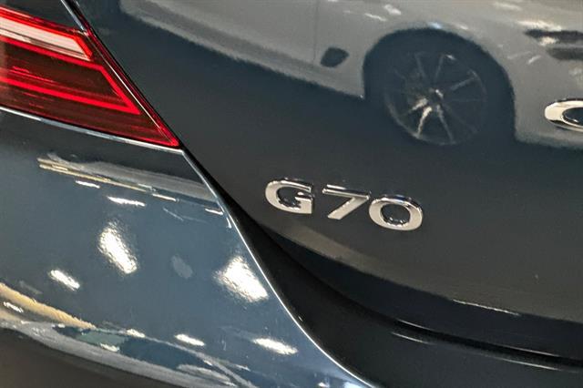 2025 Genesis G70 2.5T RWD