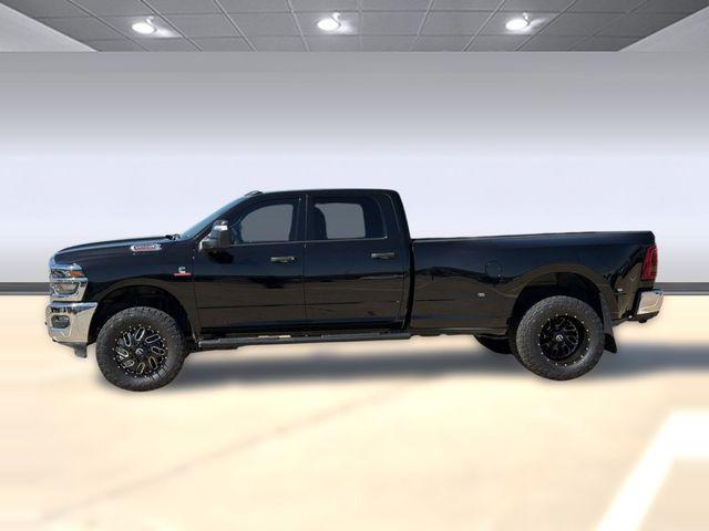 2025 Ram 3500 Tradesman Crew Cab 4x4 8' Box