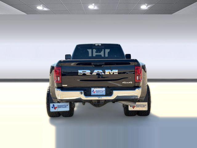 2025 Ram 3500 Tradesman Crew Cab 4x4 8' Box