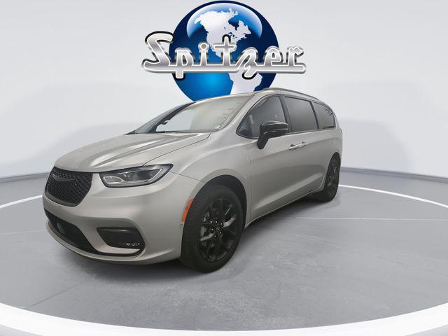 2026 Chrysler Pacifica Limited AWD