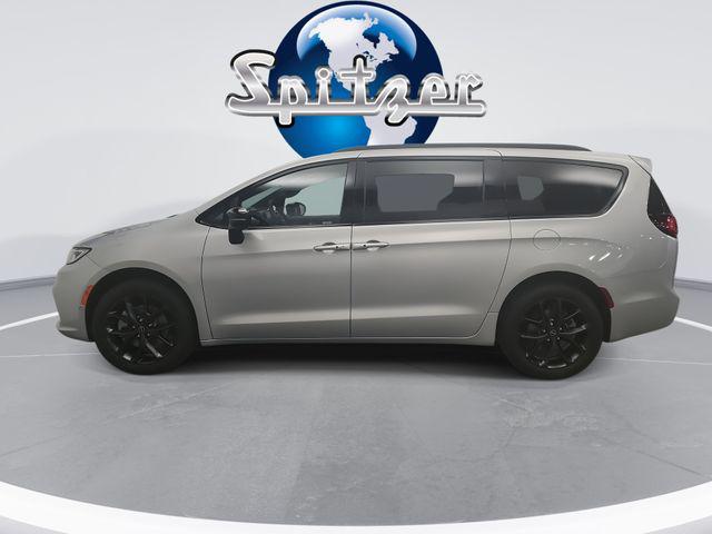 2026 Chrysler Pacifica Limited AWD