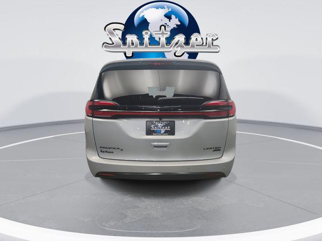 2026 Chrysler Pacifica Limited AWD