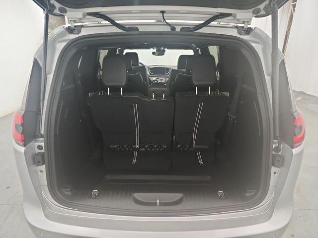 2026 Chrysler Pacifica Limited AWD