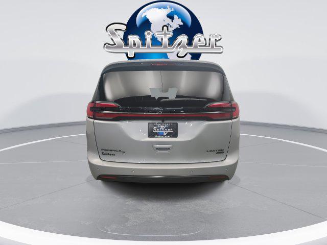 2026 Chrysler Pacifica Limited AWD