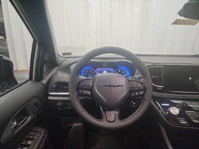 2026 Chrysler Pacifica Limited AWD