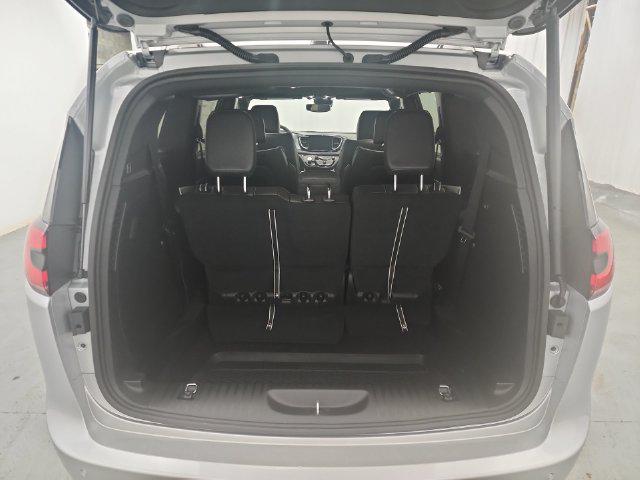 2026 Chrysler Pacifica Limited AWD