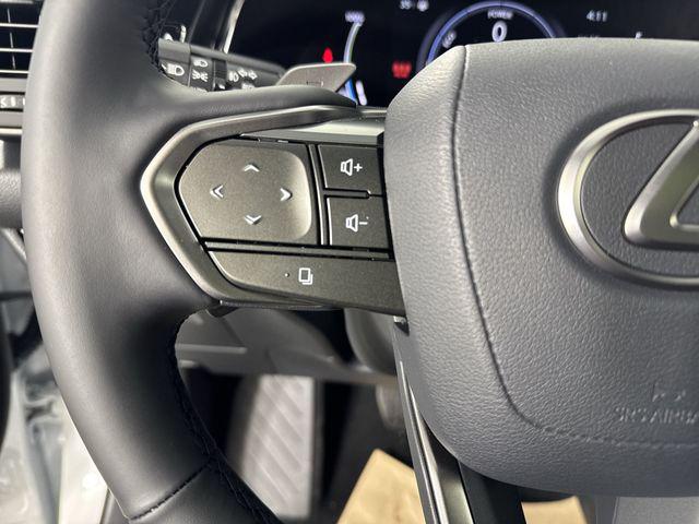 2026 Lexus NX NX 450h+ Luxury