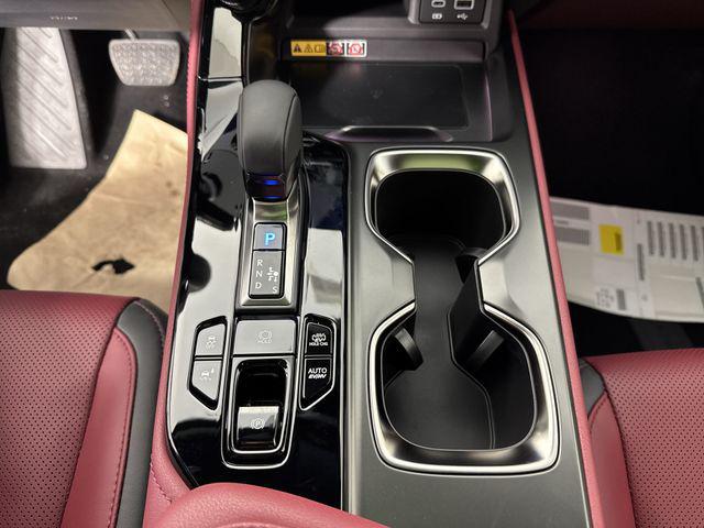 2026 Lexus NX NX 450h+ Luxury
