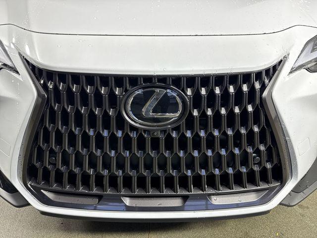 2026 Lexus NX NX 450h+ Luxury