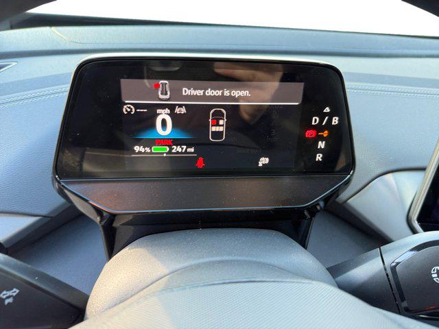2025 Volkswagen ID.4 Pro