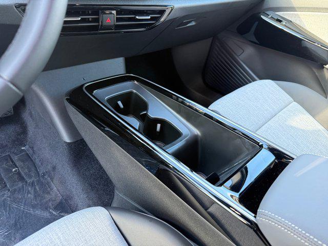 2025 Volkswagen ID.4 Pro