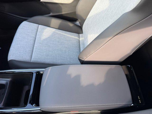 2025 Volkswagen ID.4 Pro