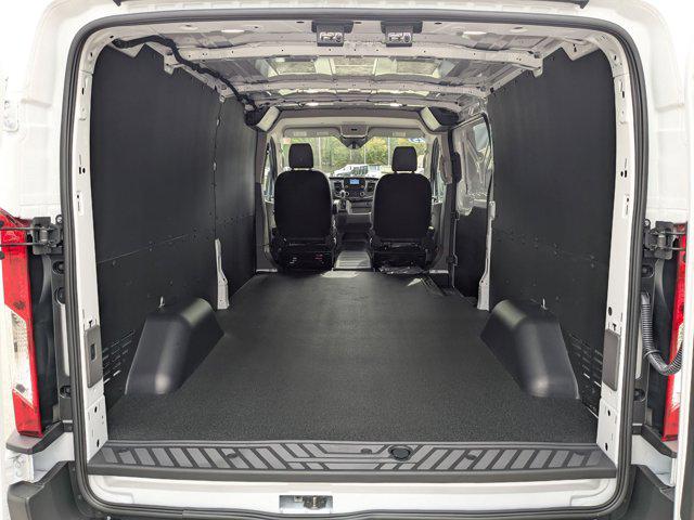 2025 Ford Transit Cargo Van Base